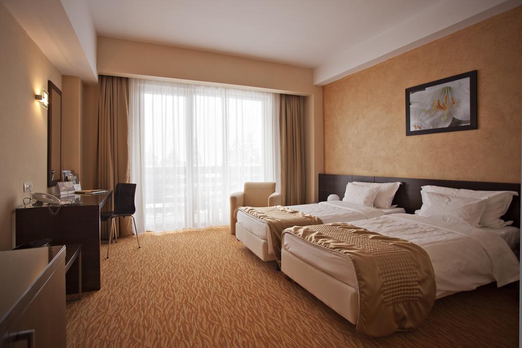 Hotel Clermont Covasna Eksteriør billede