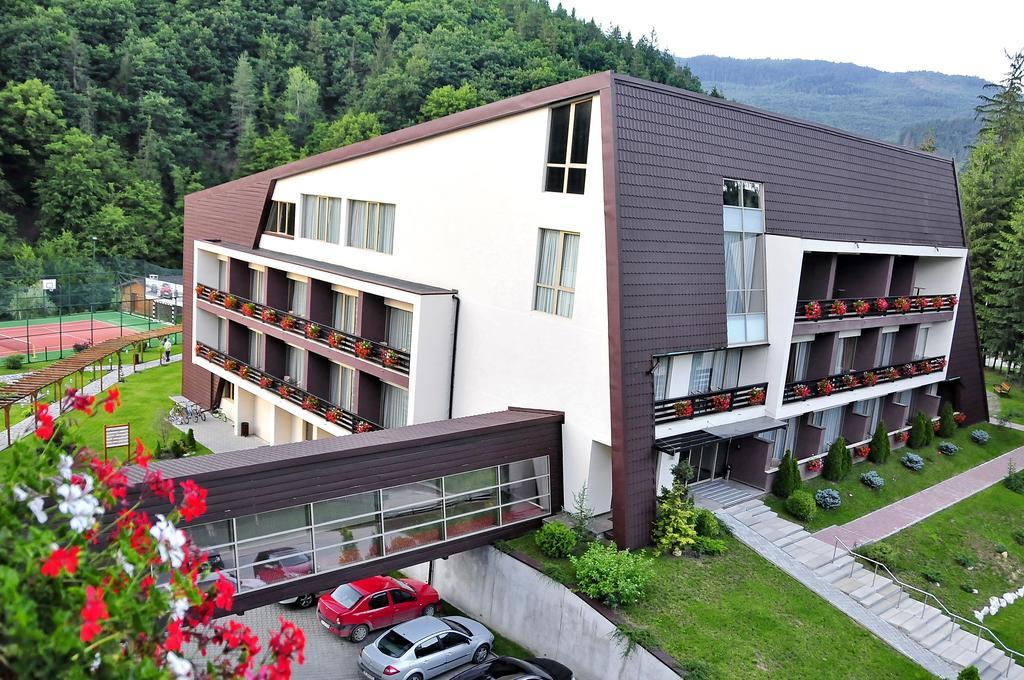 Hotel Clermont Covasna Eksteriør billede