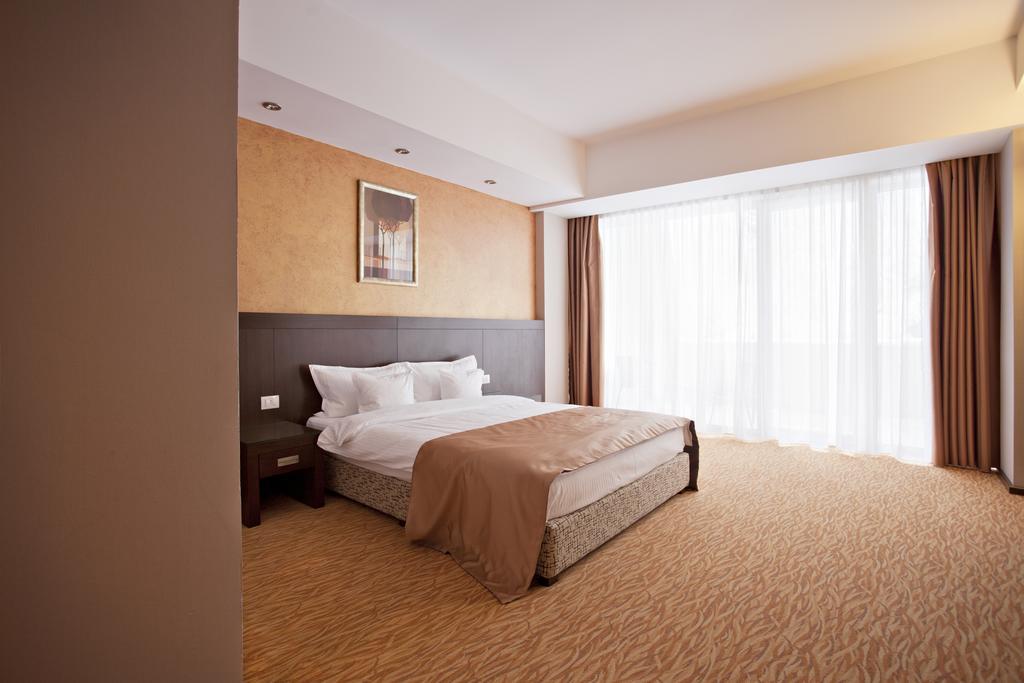 Hotel Clermont Covasna Eksteriør billede